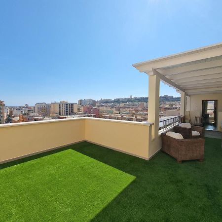 Attico Panoramico Cagliari Apartment Exterior foto